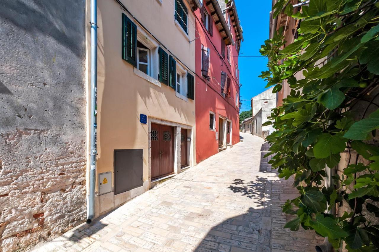 Happy House Bregovita Rovigno Esterno foto